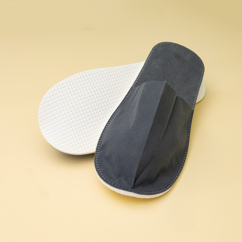 Disposable Indoor Black Slippers for Men with Anti-Slip Sole - Image 5