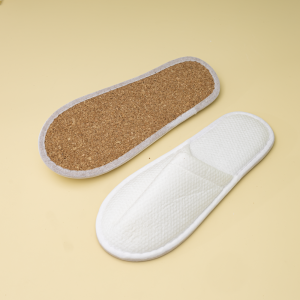 Eco-Friendly Disposable Slippers in White with Brown Frosted Soles