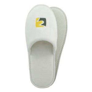 Personalized Design Hotel Toiletries Set with Embroidered Velvet Slippers